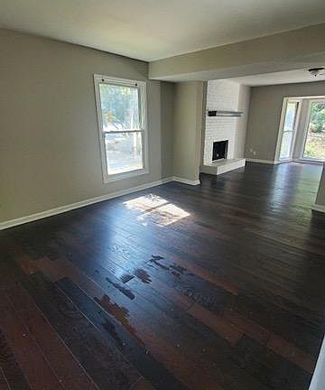 3rd image of 600A Twin Brooks Way SE