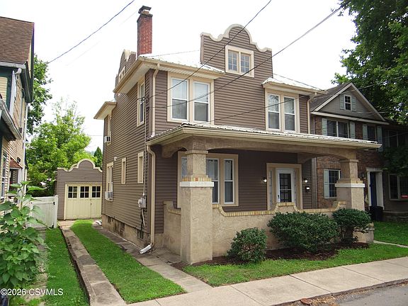 3rd image of 40 Columbia Ave