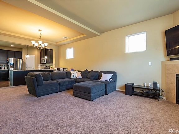 5th image of 10010 9th Avenue Ct E