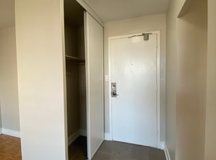 2300 Confederation Pkwy #400, Mississauga, ON L5B1R5