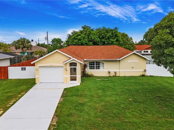 2951 49th LN SW, NAPLES, FL 34116