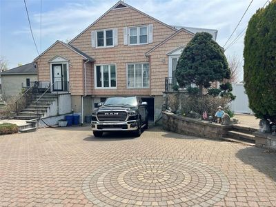 24 Ronalds Avenue #Semi Attached Home, New Rochelle, NY, 10801