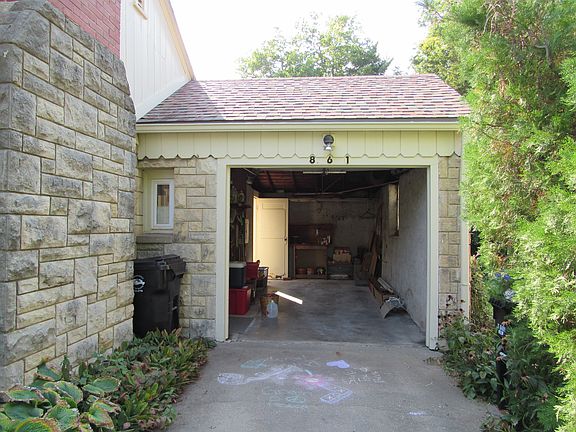 garage