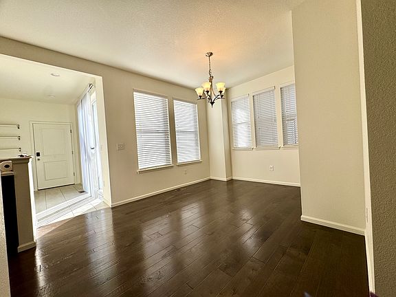 5th image of 14184 Jackson St