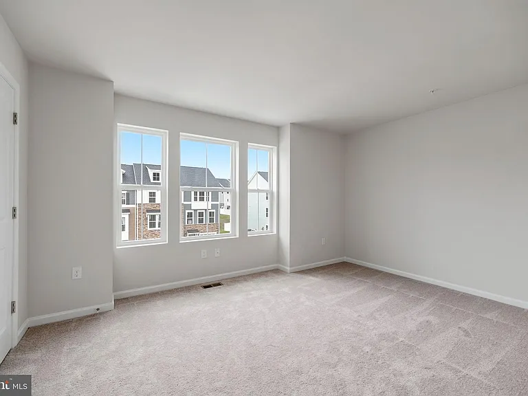 5616 Ludlow Pl — Photo 34
