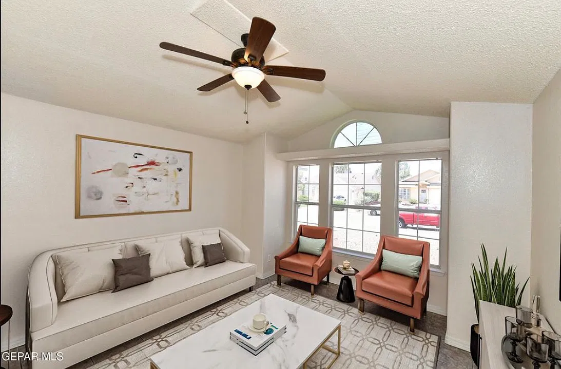 3 bed, 1559 sqft, $1,920 — Photo 4