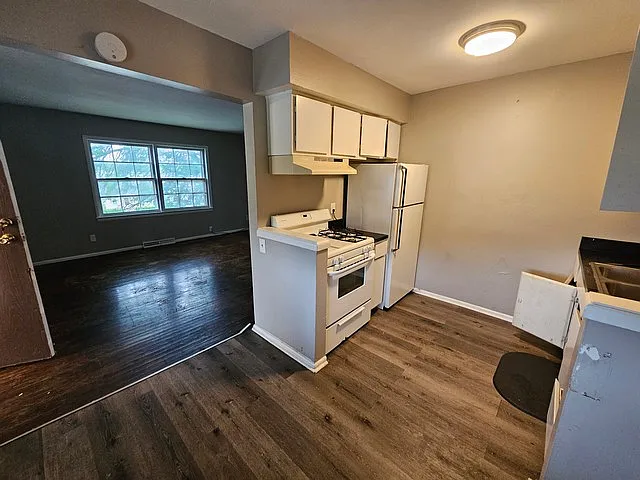 5308 W Mill Rd #1 — Photo 12
