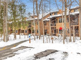 4920 N Landmark Cir #2208, Egg Harbor, WI 54209