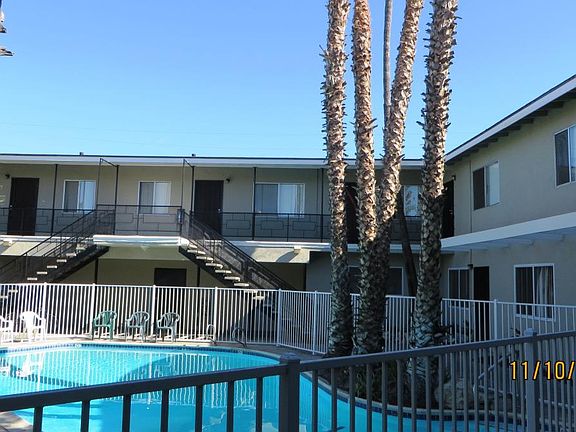 5th image of 912 S Park Cir APT 11