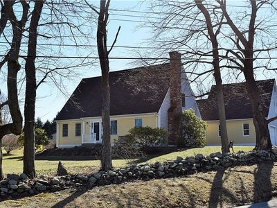 456 Water St, Portsmouth, RI, 02871