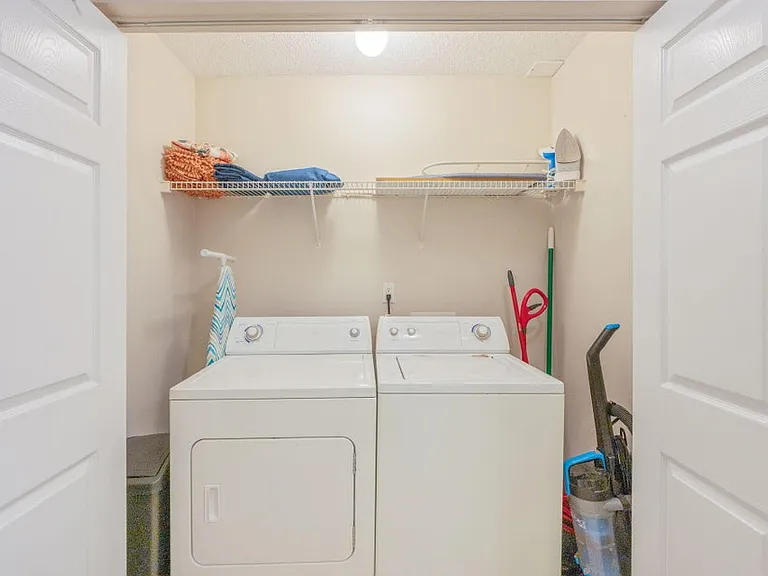 4274 Calinda Ln #127 — Photo 16
