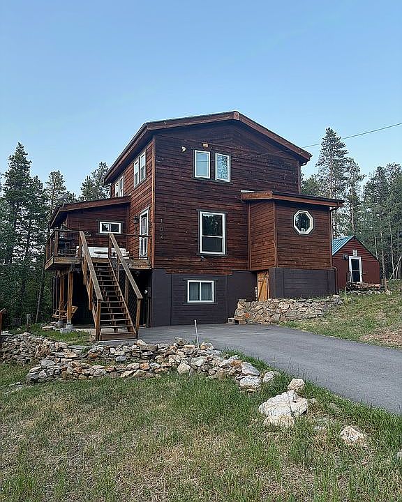 1st image of 104 E Dory Way