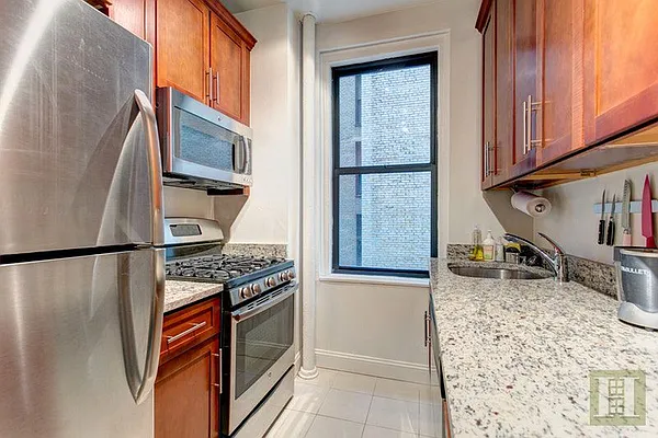 Rented by Halstead Real Estate | media 11