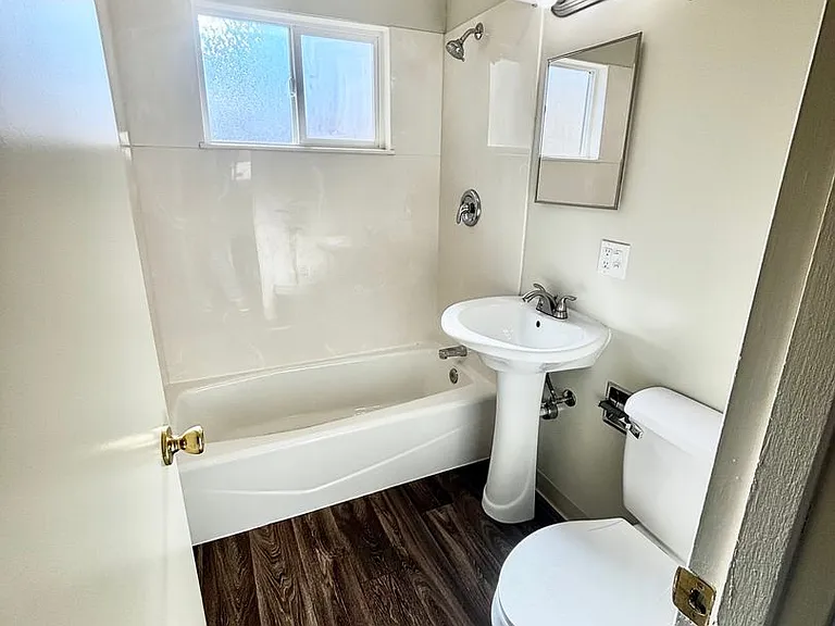 Spring Meadow Apartments — Photo 19