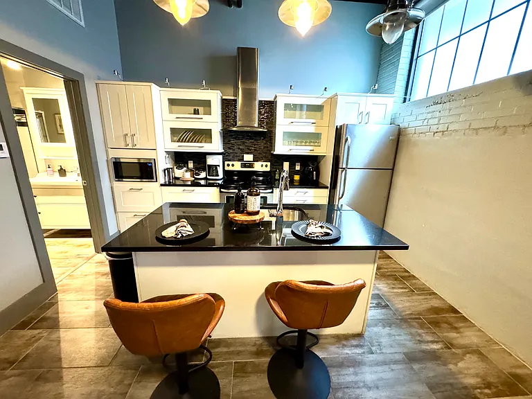 222 Union St #3 — Photo 6