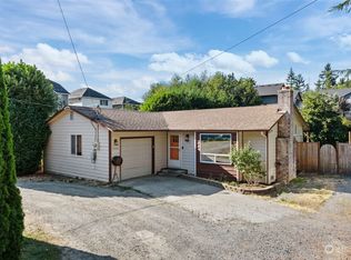 14008 Ash Way, Lynnwood, WA 98087