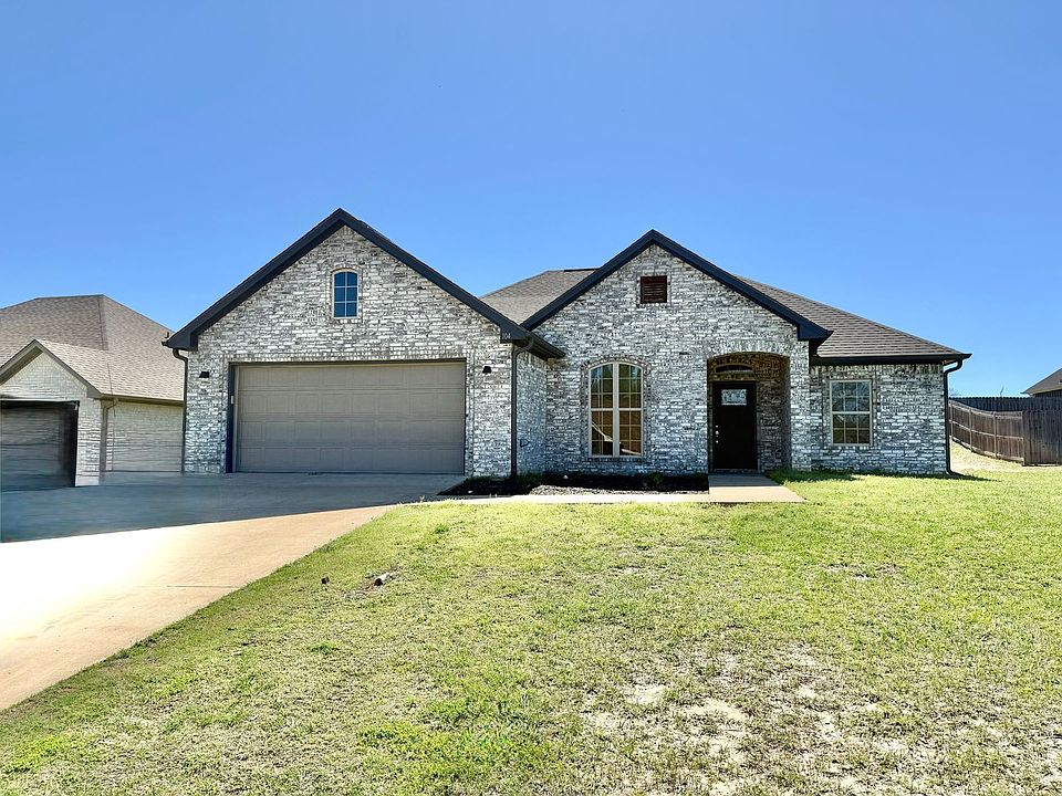 1st image of 104 Hay Meadow Dr