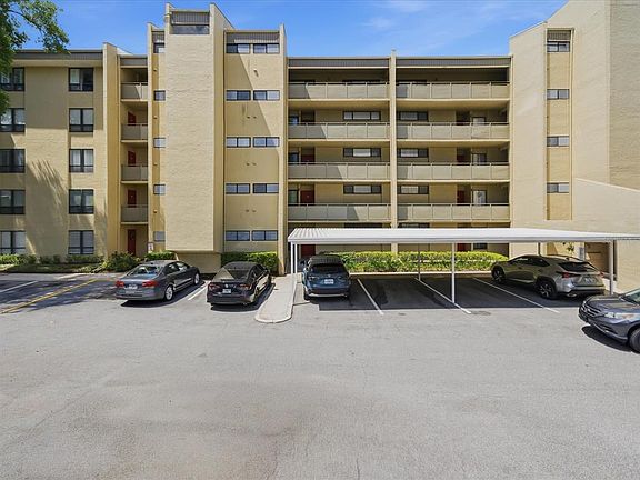 5th image of 13626 GREENFIELD DRIVE #401