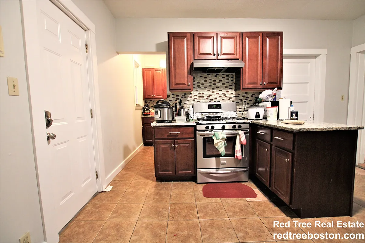 Building Photo - 9-10 Carmel St #1A
