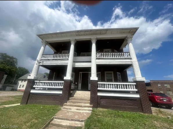 8915 Saint Clair Ave, Cleveland, OH 44108