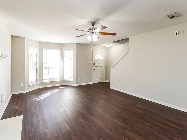 18823 Timber Spring Dr — Photo 6