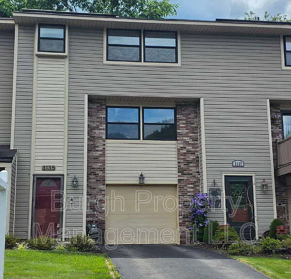 3135 Laurel Ridge Cir — Photo 1