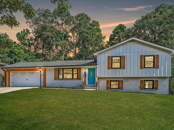 2360 Rolling Rock Dr, Conley, GA 30288