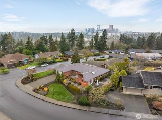 12108 SE 14th St, Bellevue, WA 98005