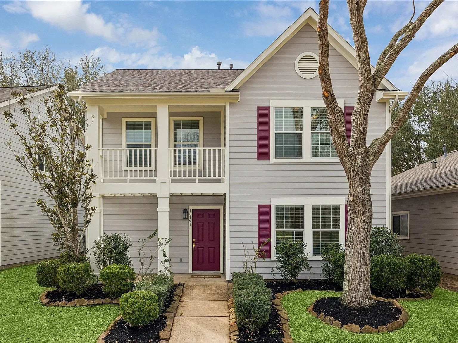 4 bed, 2.5 bath, 2192 sqft, $2,280 — Photo 2