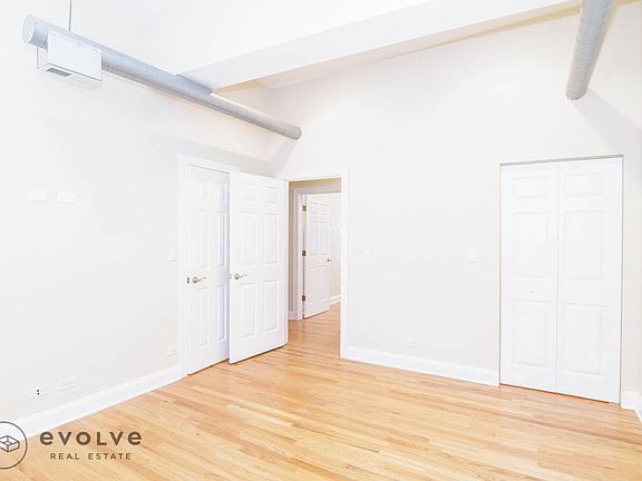 2nd image of 3508 W Cortland St #4S