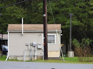 36 Penn Forest Dr, Albrightsville, PA 18210