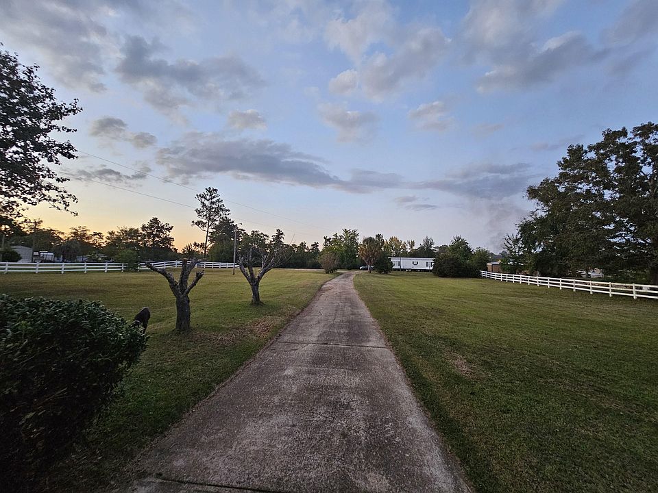 1st image of 2618 Stapleton Dr
