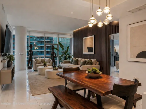 851 NE 1st Ave #1412, Miami, FL 33132