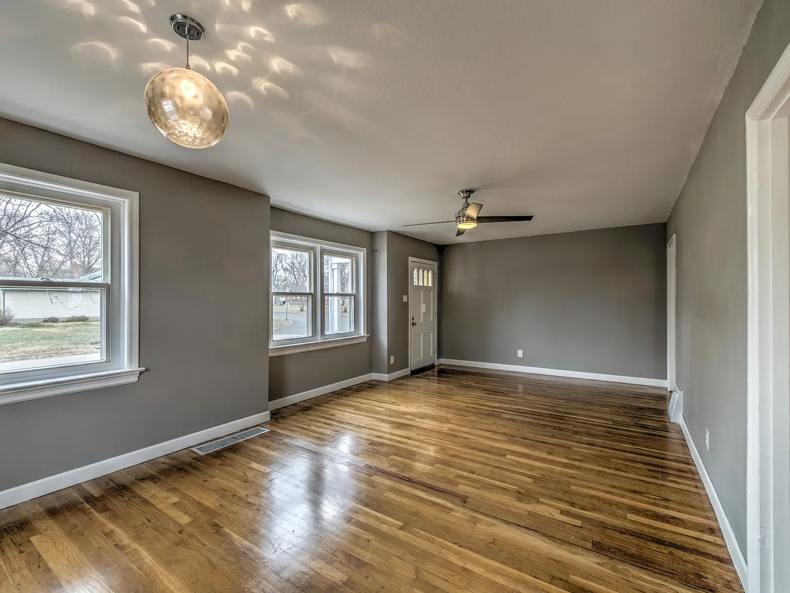 2 bed, 897 sqft, $1,750 — Photo 4