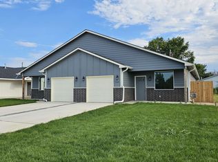 709 W 50th St S, Wichita, KS 67217