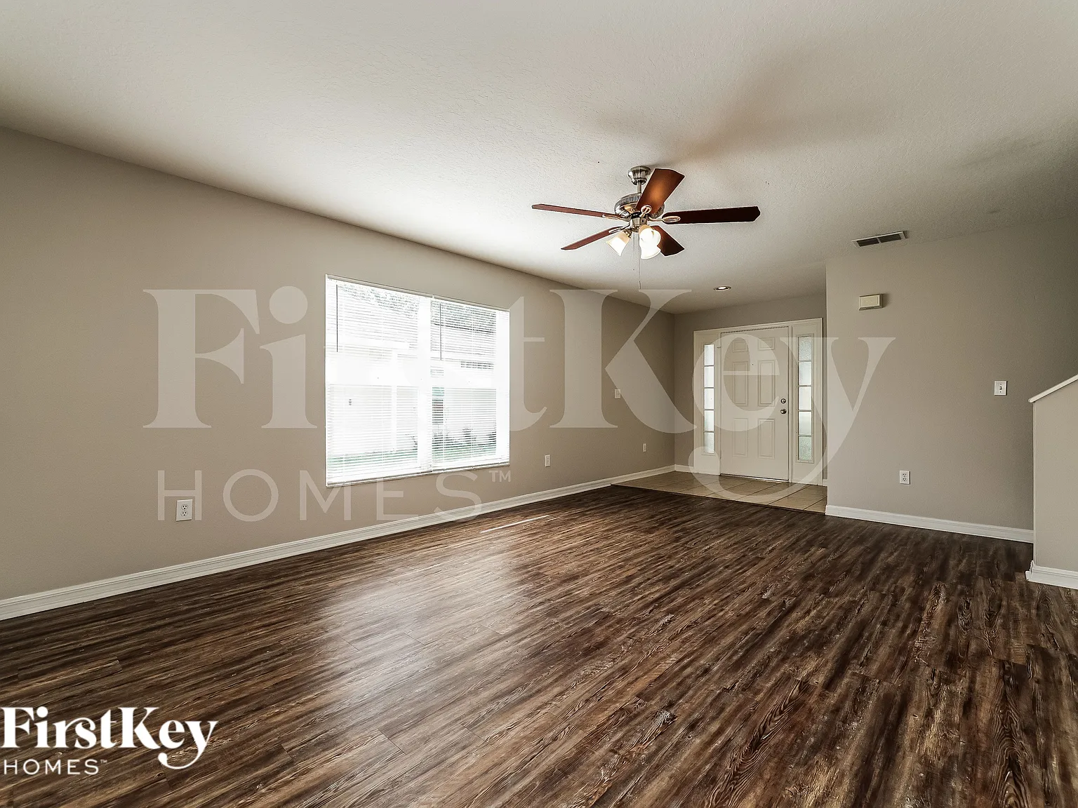 4 bed, 2.0 bath, 1612 sqft, $2,020 — Photo 2