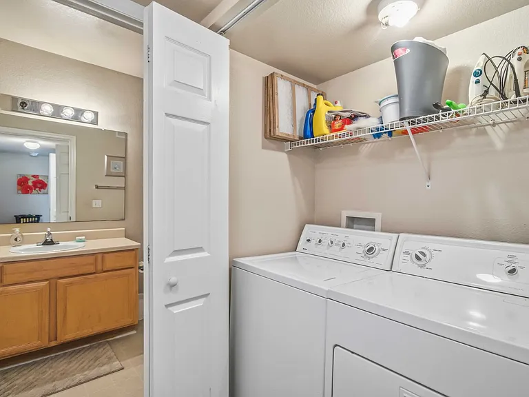 1000 Villagio Cir #201 — Photo 23