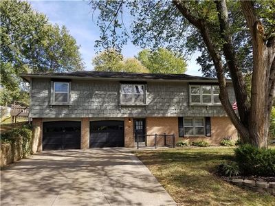 1315 Lake Rd, Liberty, MO, 64068