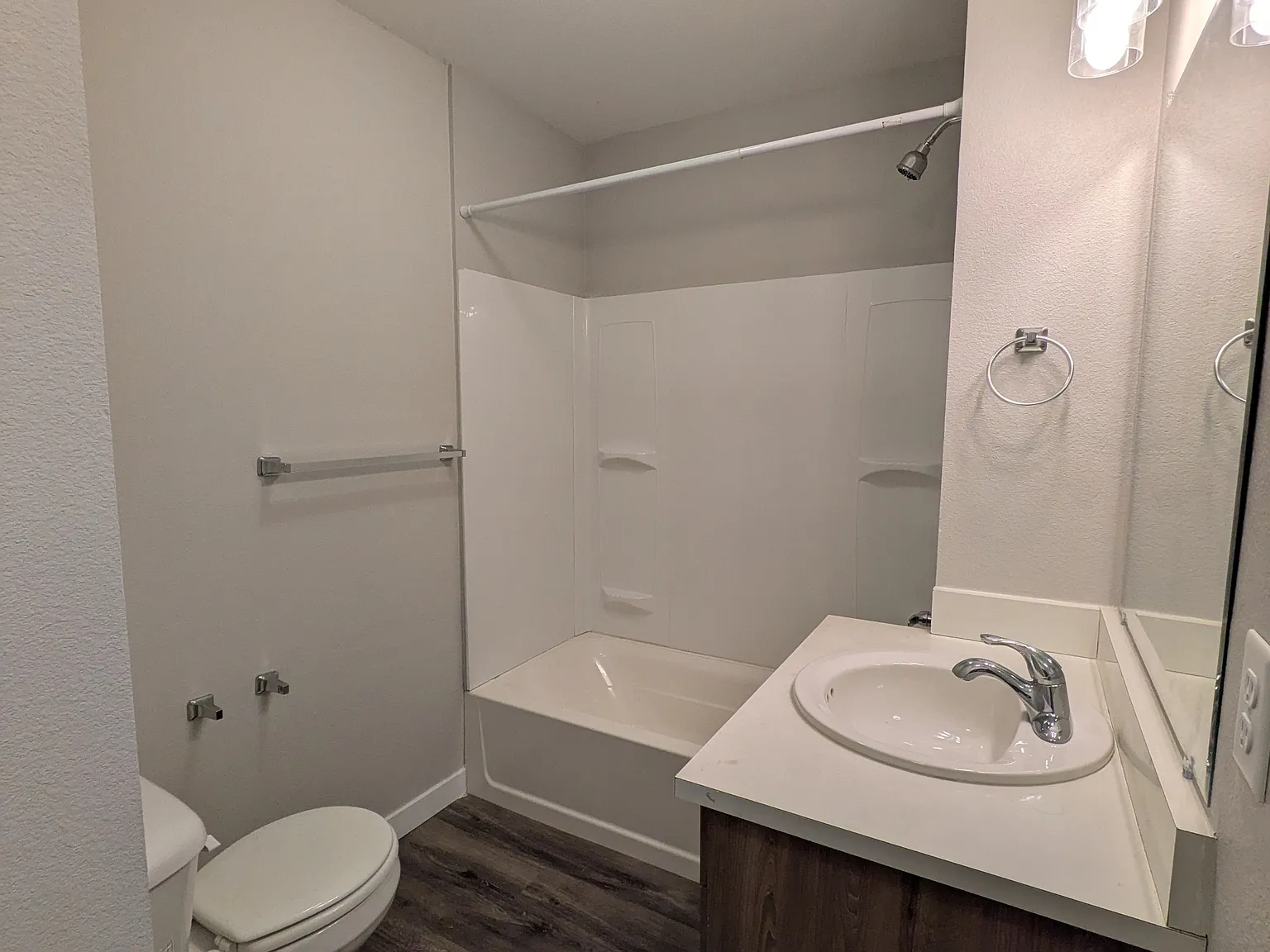 75 South 18th Avenue - A — Photo 2