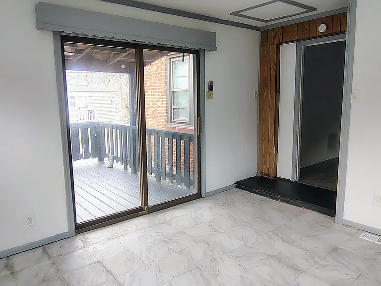 701 Pemberton Pl — Photo 4