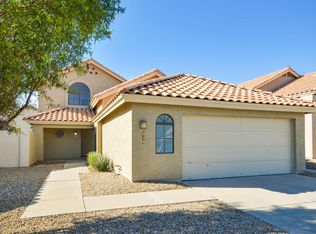 818 N Cholla St, Chandler, AZ 85224