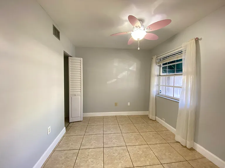 12366 SW 51st Pl — Photo 14