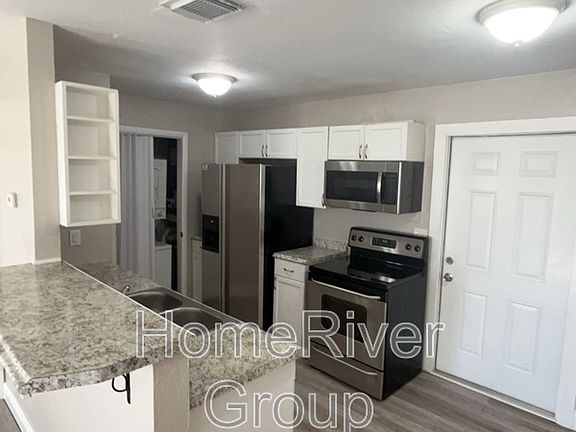 5th image of 1125 Gerald Ave #A