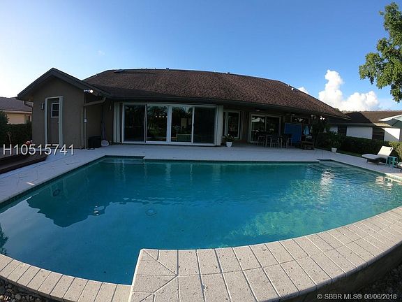 5th image of 9550 NW 10th St