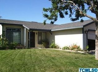 491 Buttonwood Ave, Tulare, CA 93274