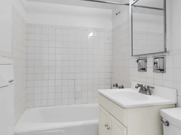 446 East 86th Street image 5 of 5