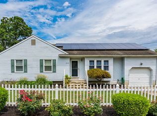 2012 Teakwood Rd, Toms River, NJ 08753