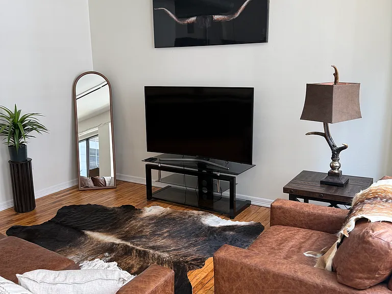 705 Main St #402 — Photo 2