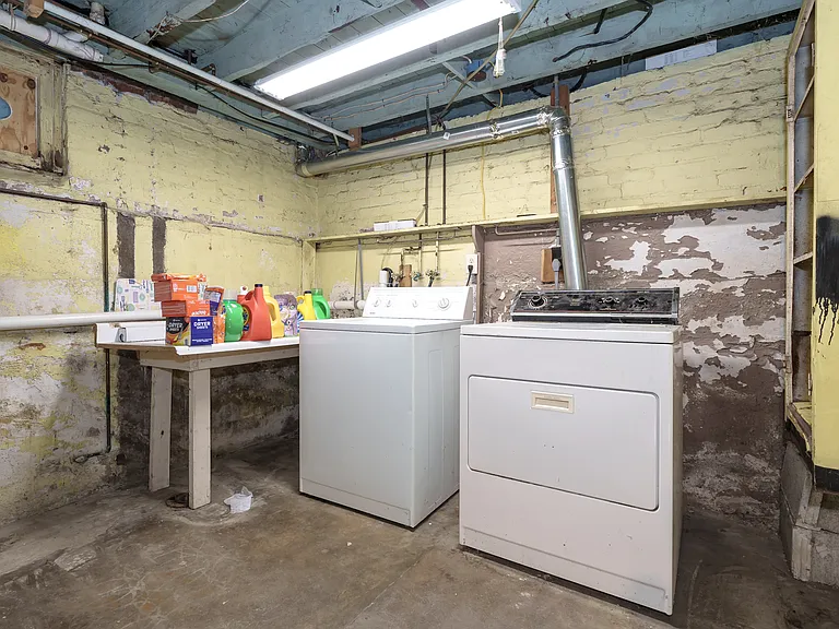 716 W Kalamazoo Ave — Photo 23