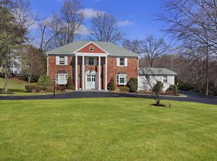 15 Orchard Dr, Purchase, NY 10577